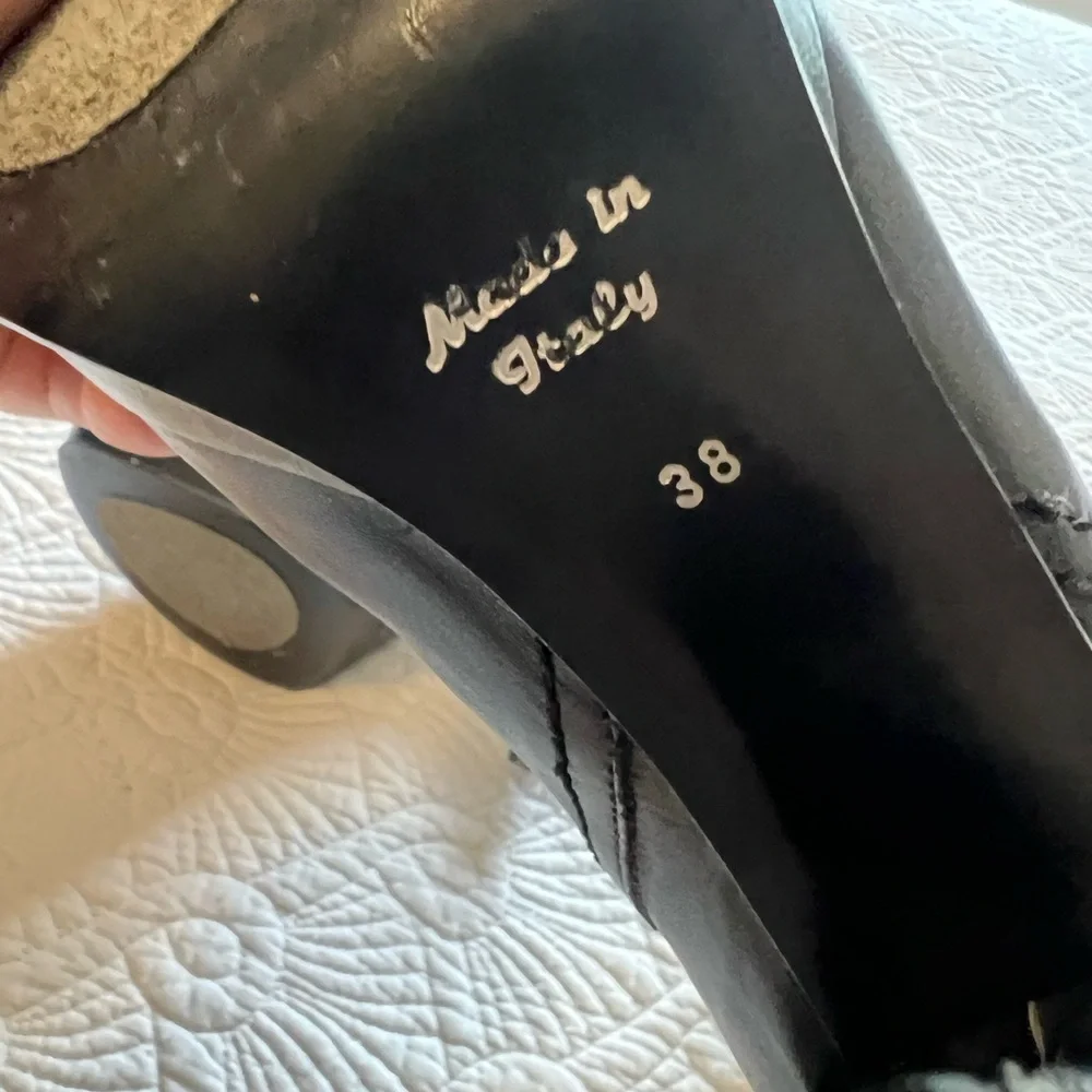 Italian Made Elegant Black Lamb leather Knee-High Women's Boots